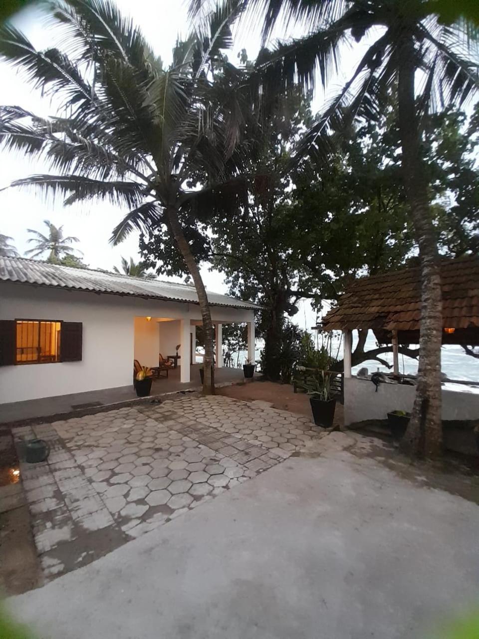 Sooriya Villa Талпе Екстер'єр фото