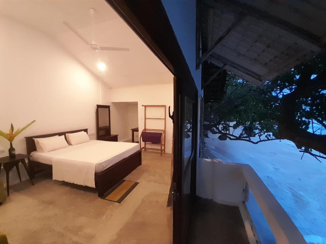Sooriya Villa Талпе Екстер'єр фото