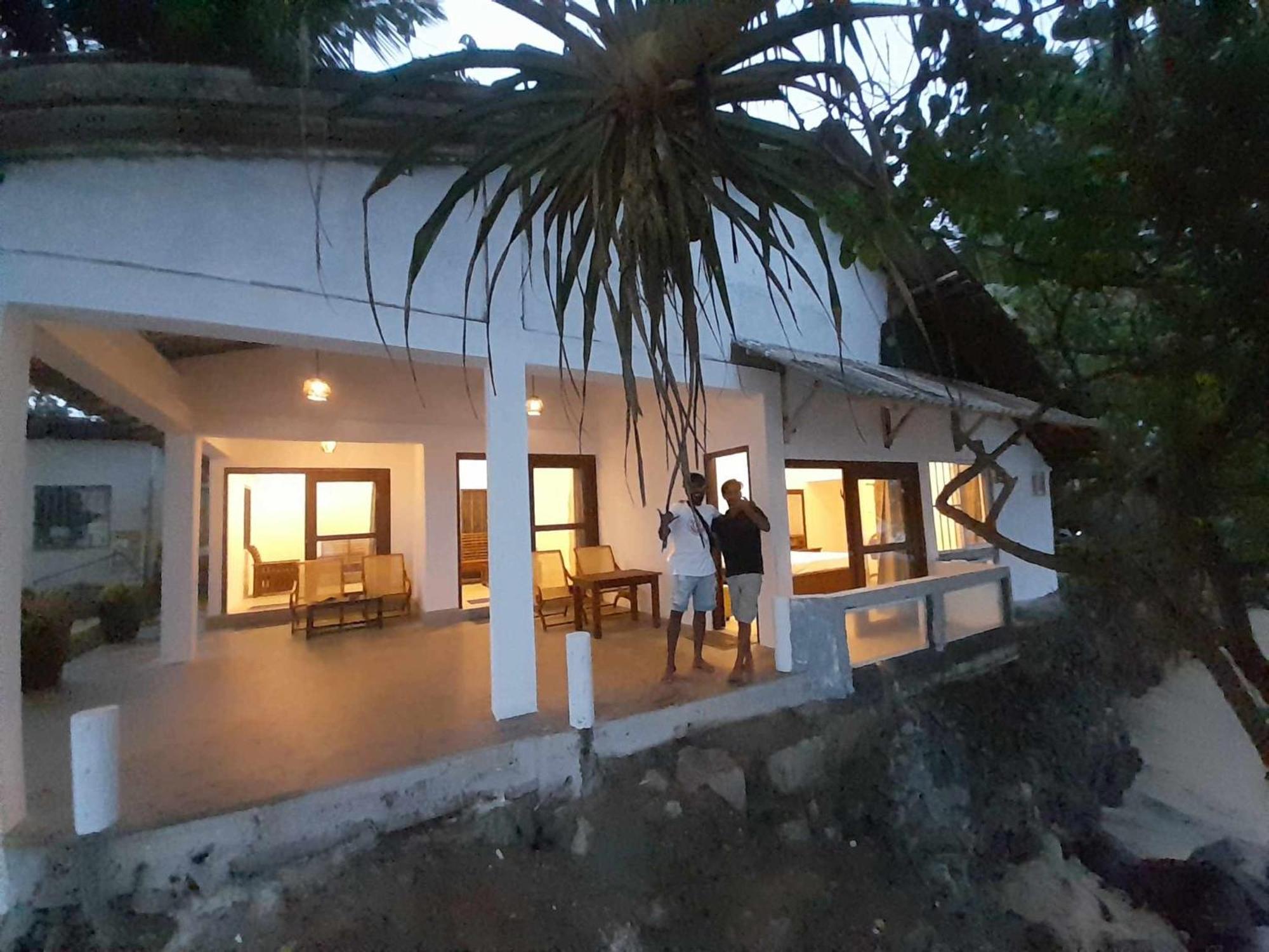 Sooriya Villa Талпе Екстер'єр фото