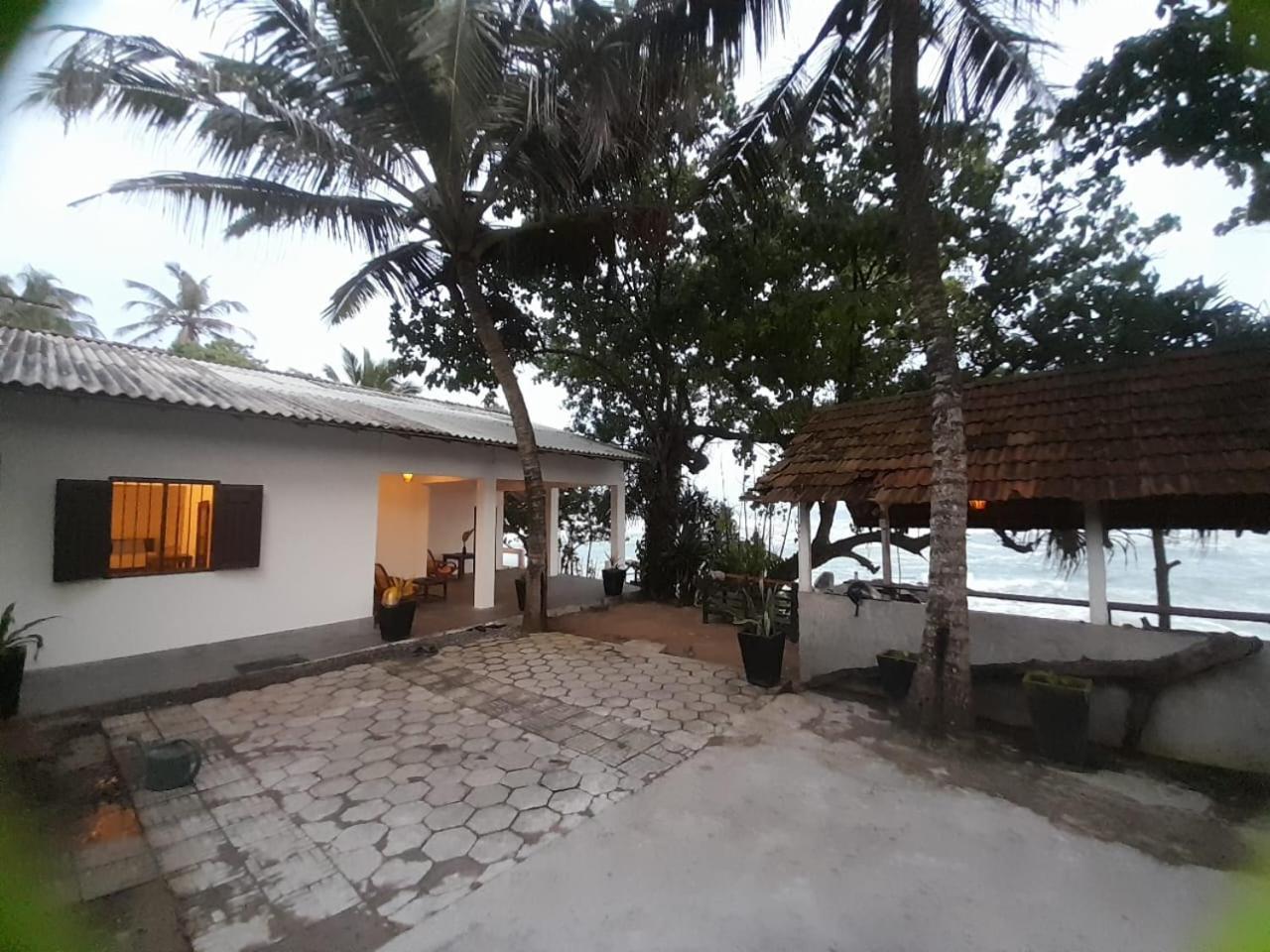 Sooriya Villa Талпе Екстер'єр фото