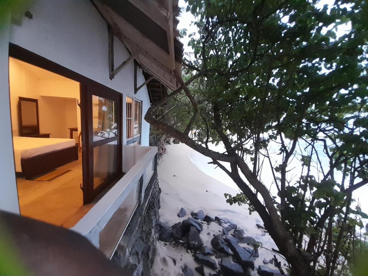 Sooriya Villa Талпе Екстер'єр фото
